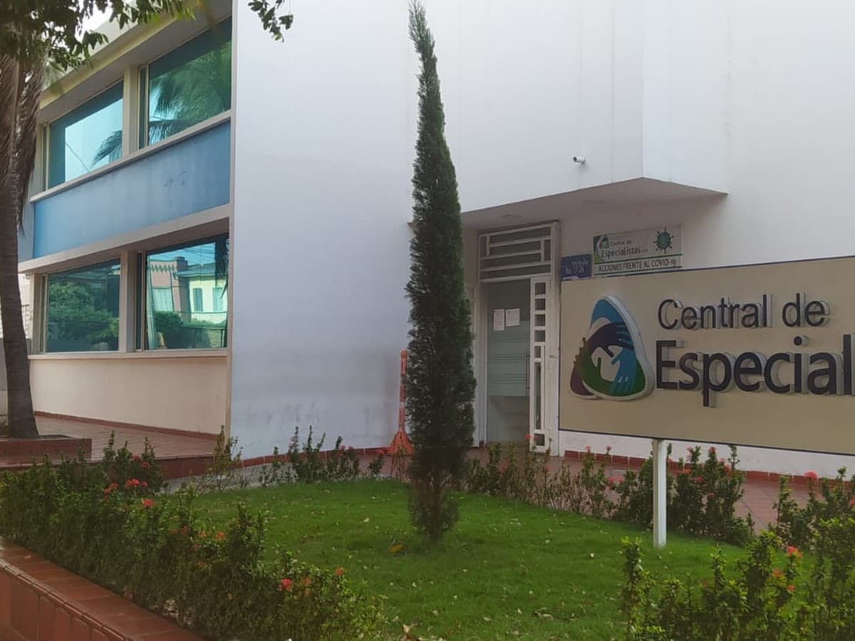 Centro de especialistas Los Almendros
