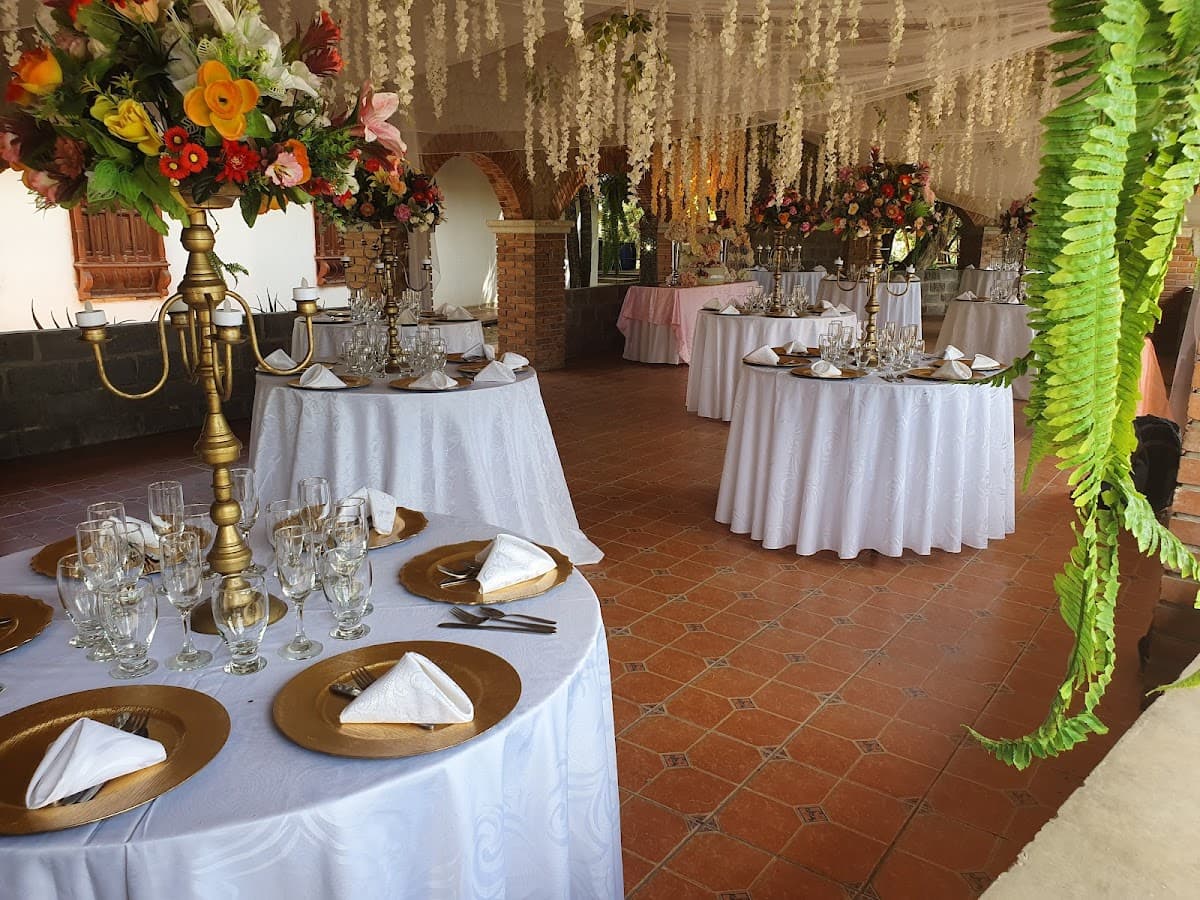 BANQUETES Y DECORACIONES EDEN — foto
