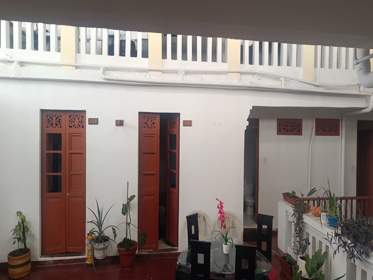 Hotel Alferes Ibagué — foto