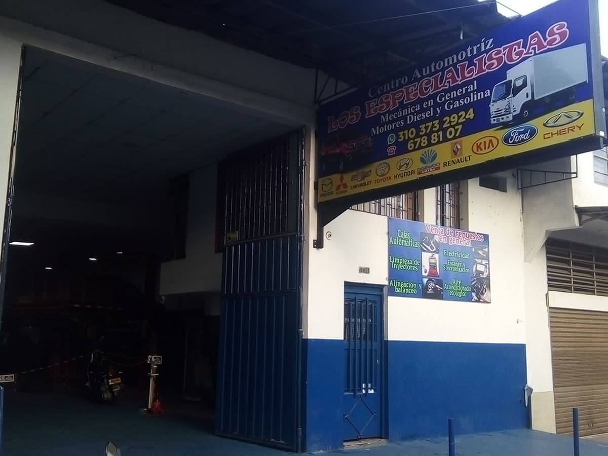 Taller de Mecánica Automotriz Chico Fresa — foto