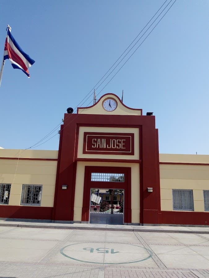 Glorioso Centenario Colegio Nacional San José
