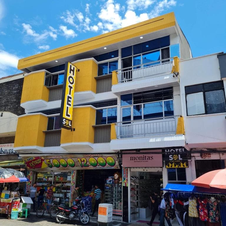 Hotel Sol del llano