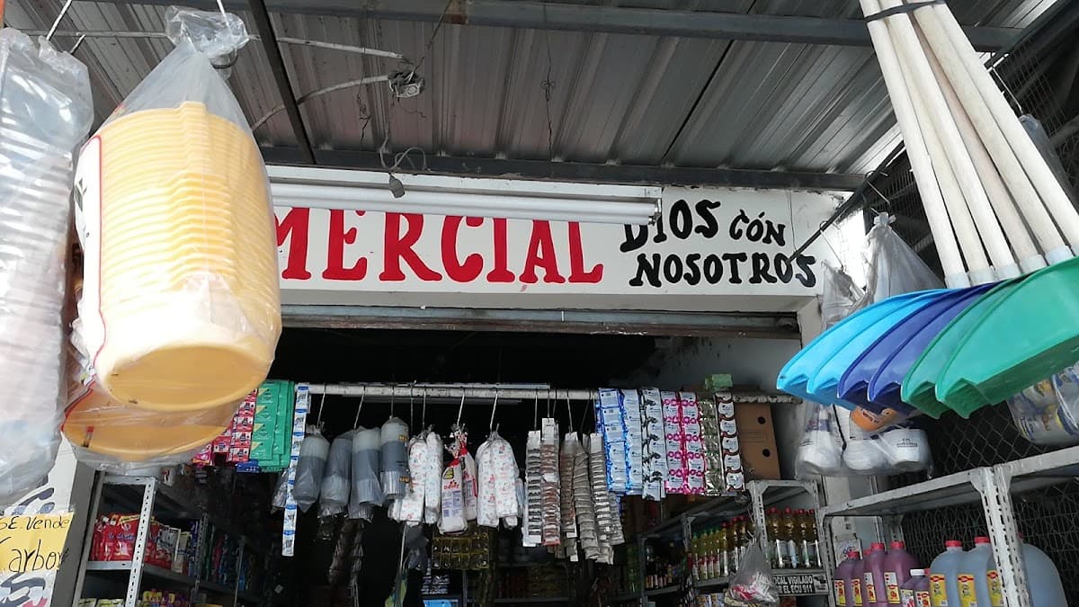 Comercial " Dios con Nosotros" ventas al x mayor y menor de productos de primera nesecidad