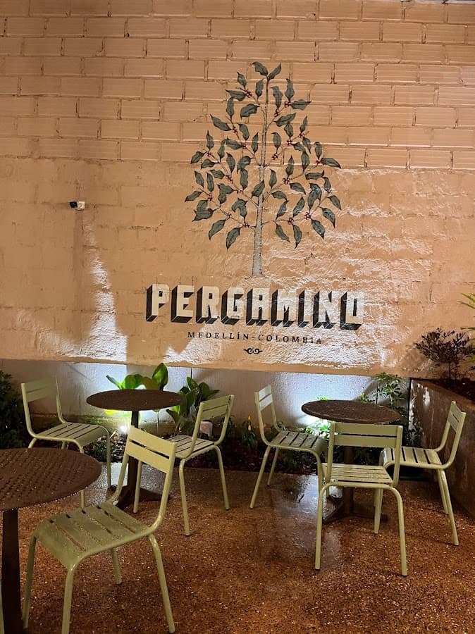 PERGAMINO Café Laureles, Medellín