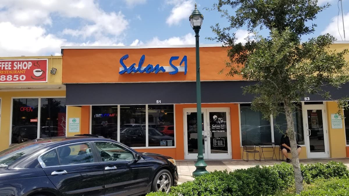 Salon 51 — foto