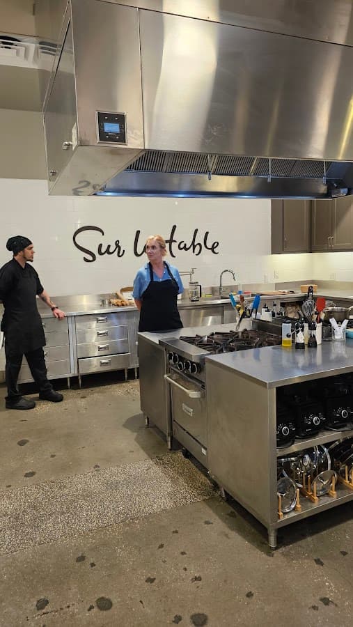 Sur La Table — foto