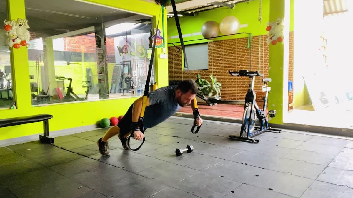 Go Fitness gym — foto