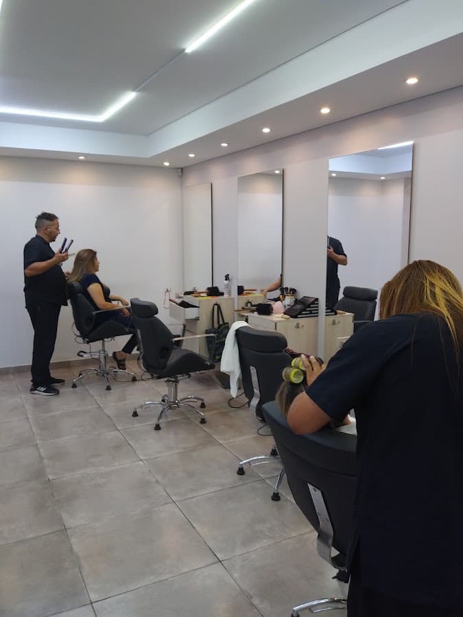 Herman Restrepo Peluquería - Spa — foto