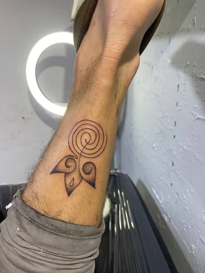 Black Sheep Tattoo Parlor — foto