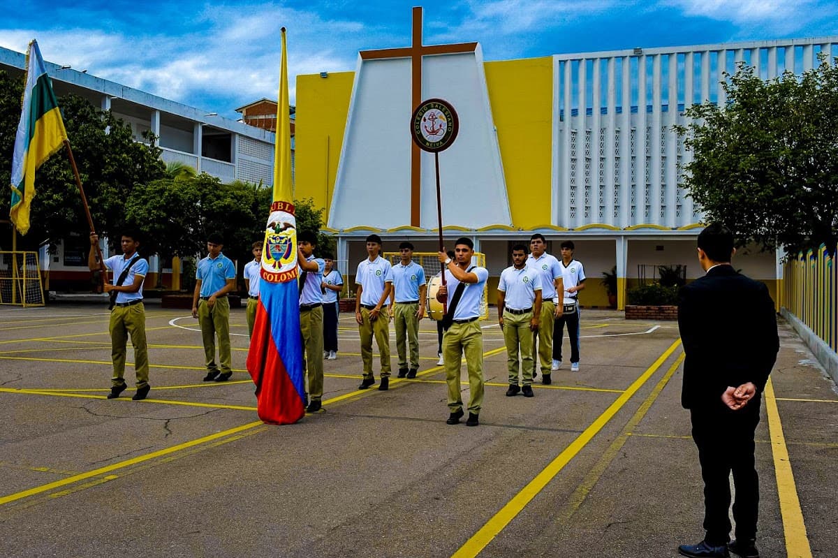 Colegio Salesiano San Medardo. — foto