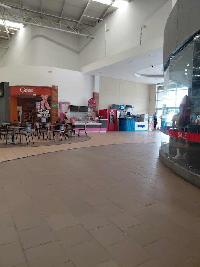 Centro Comercial UNICO Outlet Neiva — foto