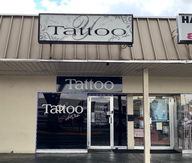 Y Tattoo Art Studio — foto