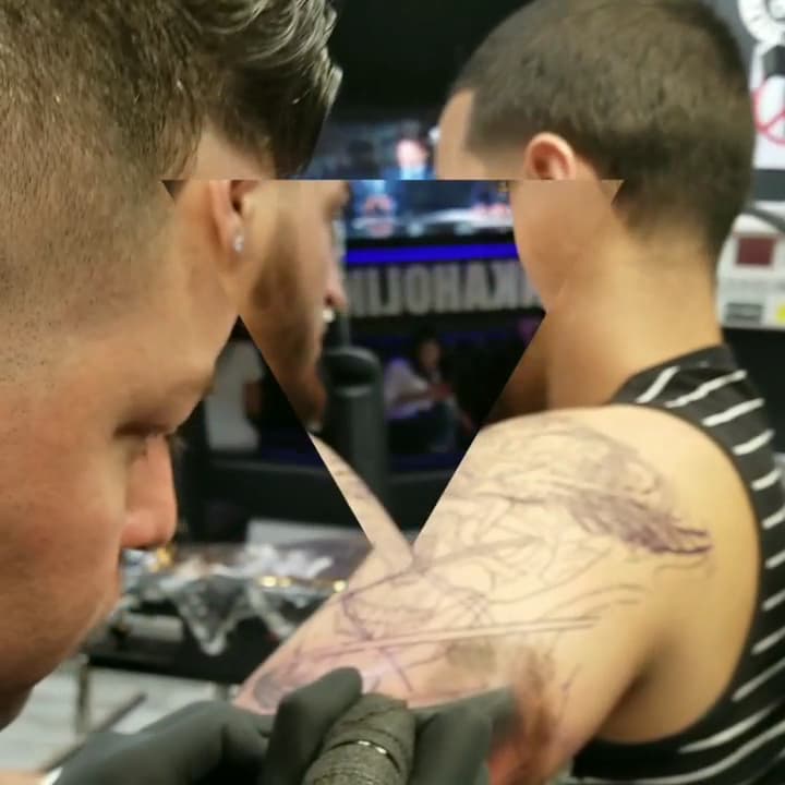 INKAHOLIK TATTOOS AND BARBERSHOP — foto