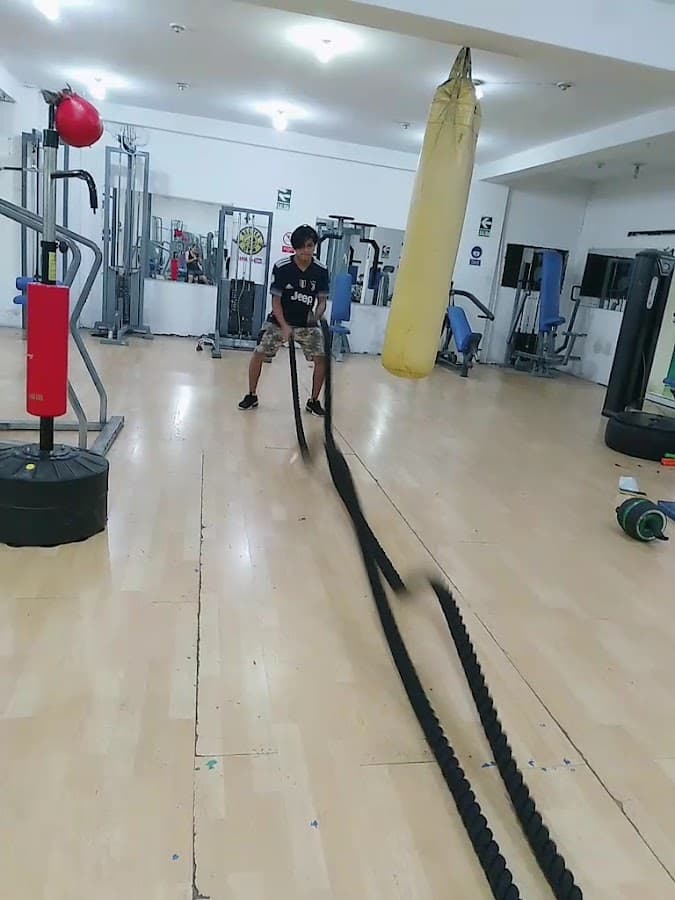 Reeves Gym — foto