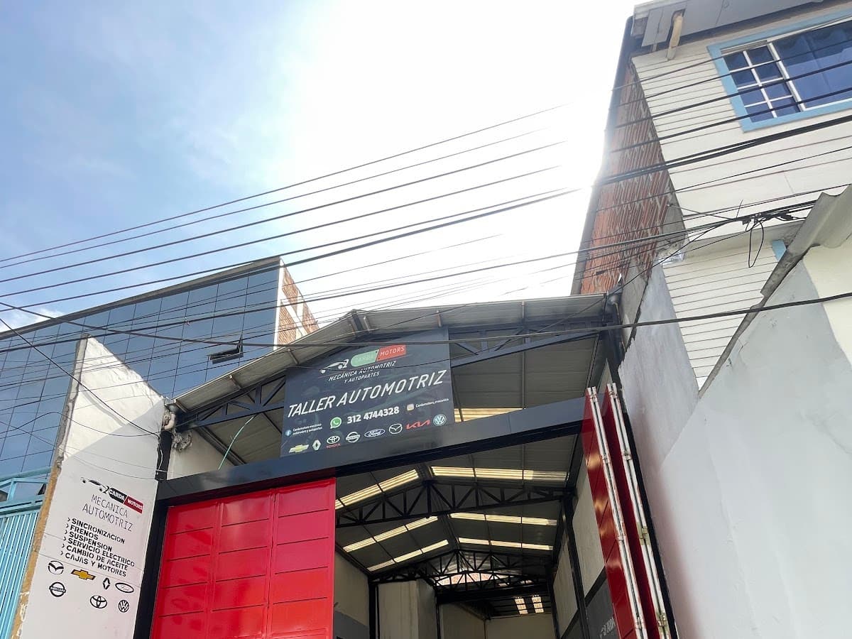Taller Automotriz CARDAMOTORS