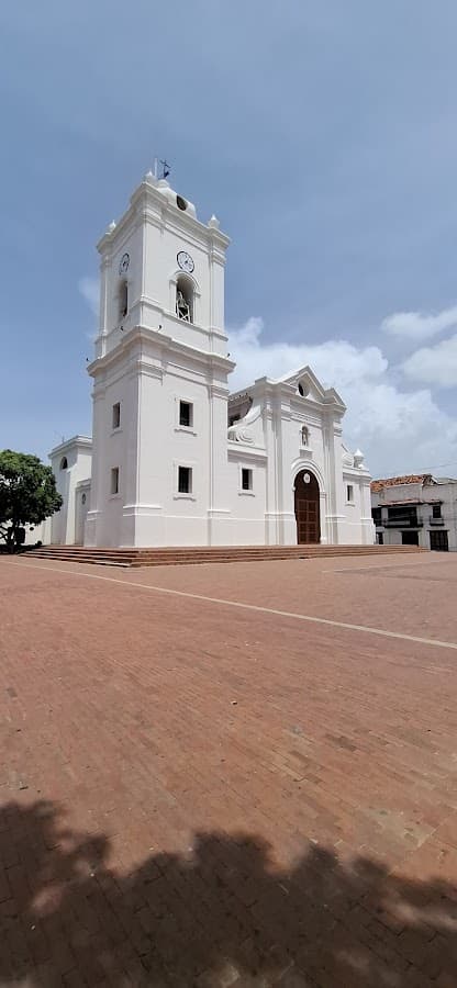 Plaza de la Basílica de Santa Marta