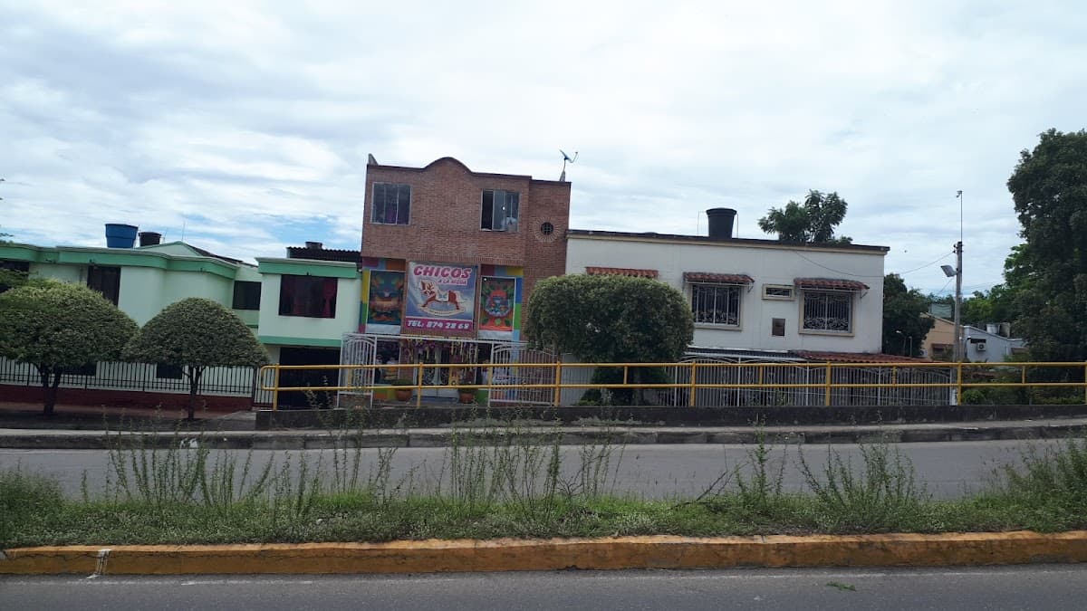 Chicos A La Moda — foto