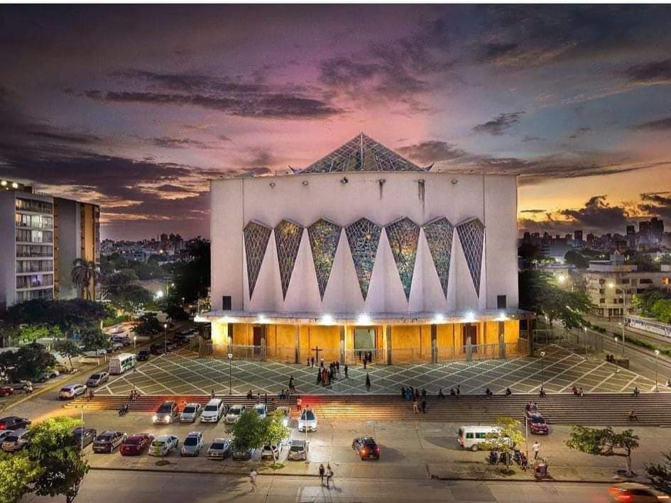 CATEDRAL METROPOLITANA MARÍA REINA Y AUXILIADORA DE BARRANQUILLA