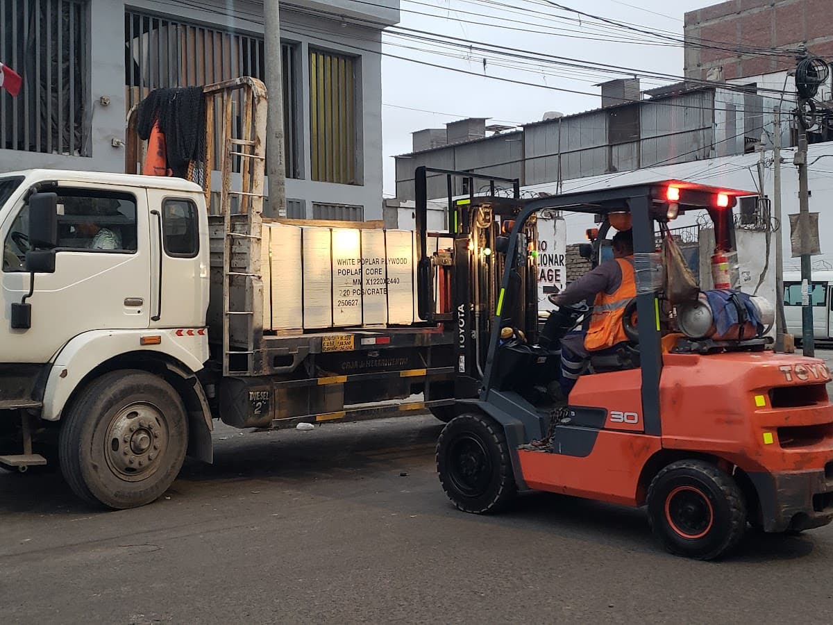 J&H LOGISTICA INTEGRAL SAC — foto