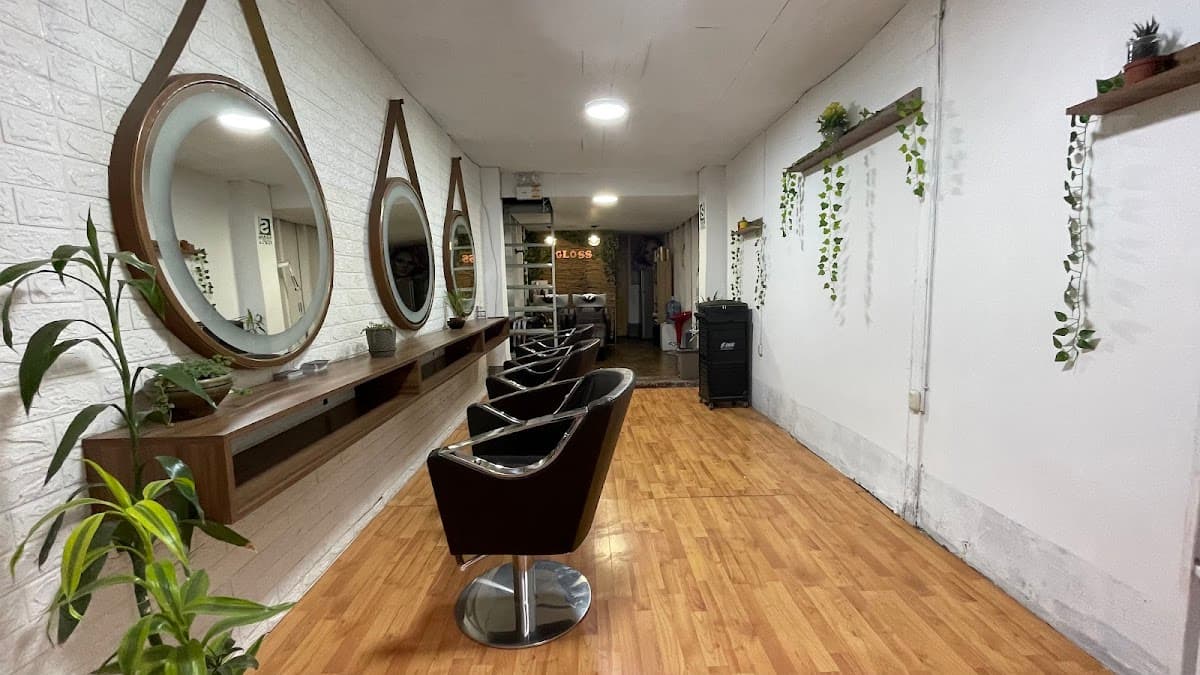Gloss salon & spa
