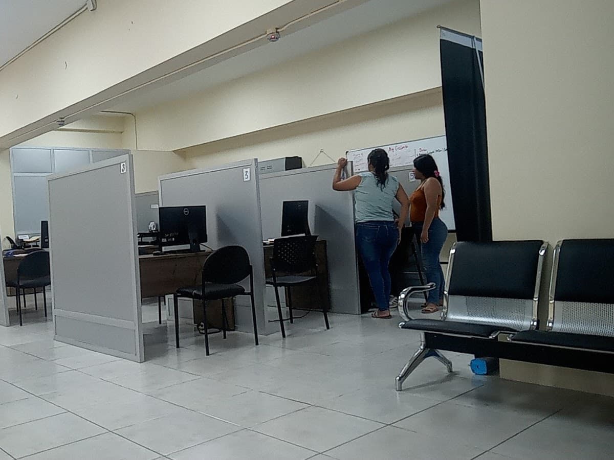 Consultorio Jurídico - UEES