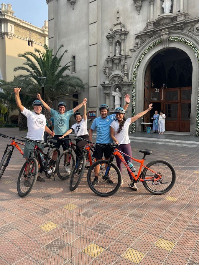 Rueda Lima Tours