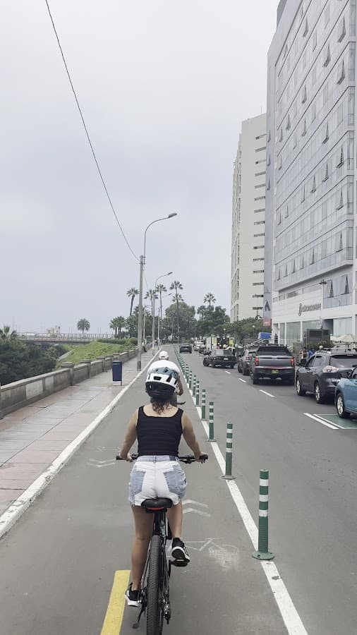Rueda Lima Tours — foto