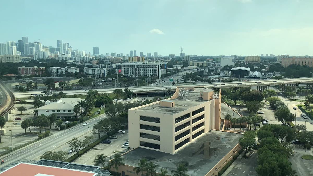 UHealth Tower — foto
