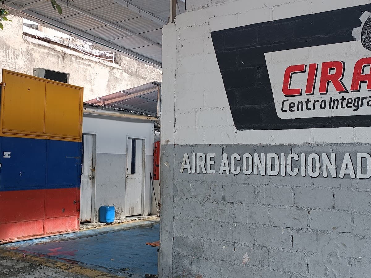 Taller de mecanica automotriz Super cars rk ING. RAUL — foto