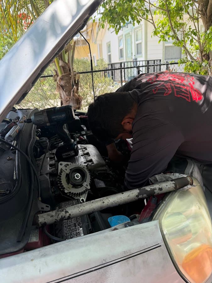 Bebos mobile mechanic — foto