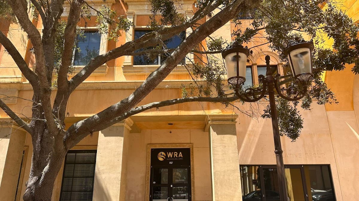 WRA BUSINESS & REAL ESTATE - A melhor experiência imobiliária na Florida