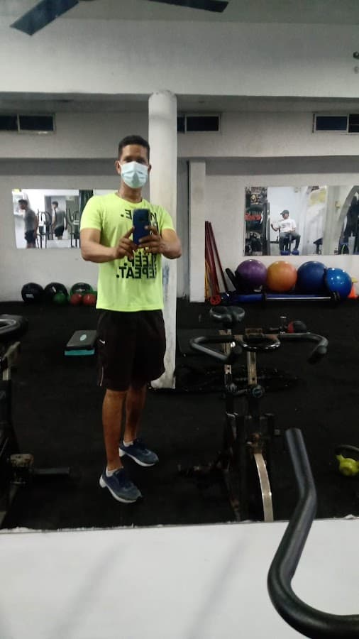 Toms Gym — foto