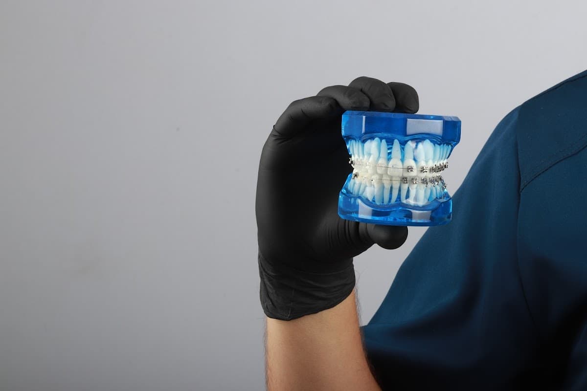 Orthozent. Especialidades Odontológicas — foto