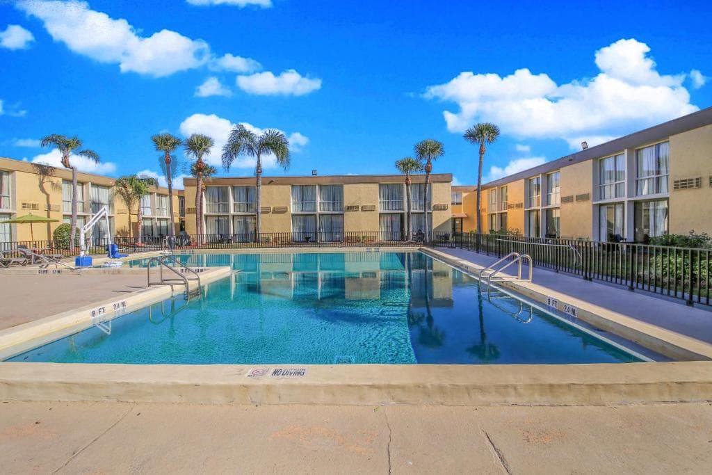 Floridan Express Hotel