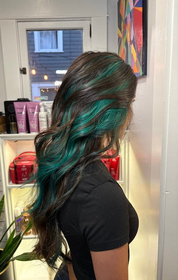 Mosaic Hair Studio & Blowout Bar — foto