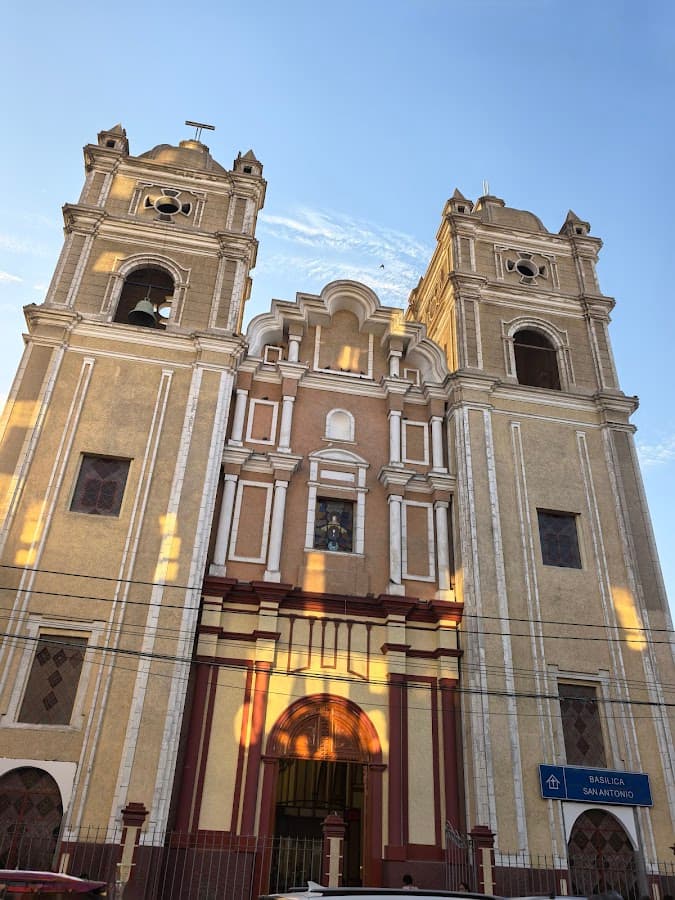 Basílica San Antonio de Padua