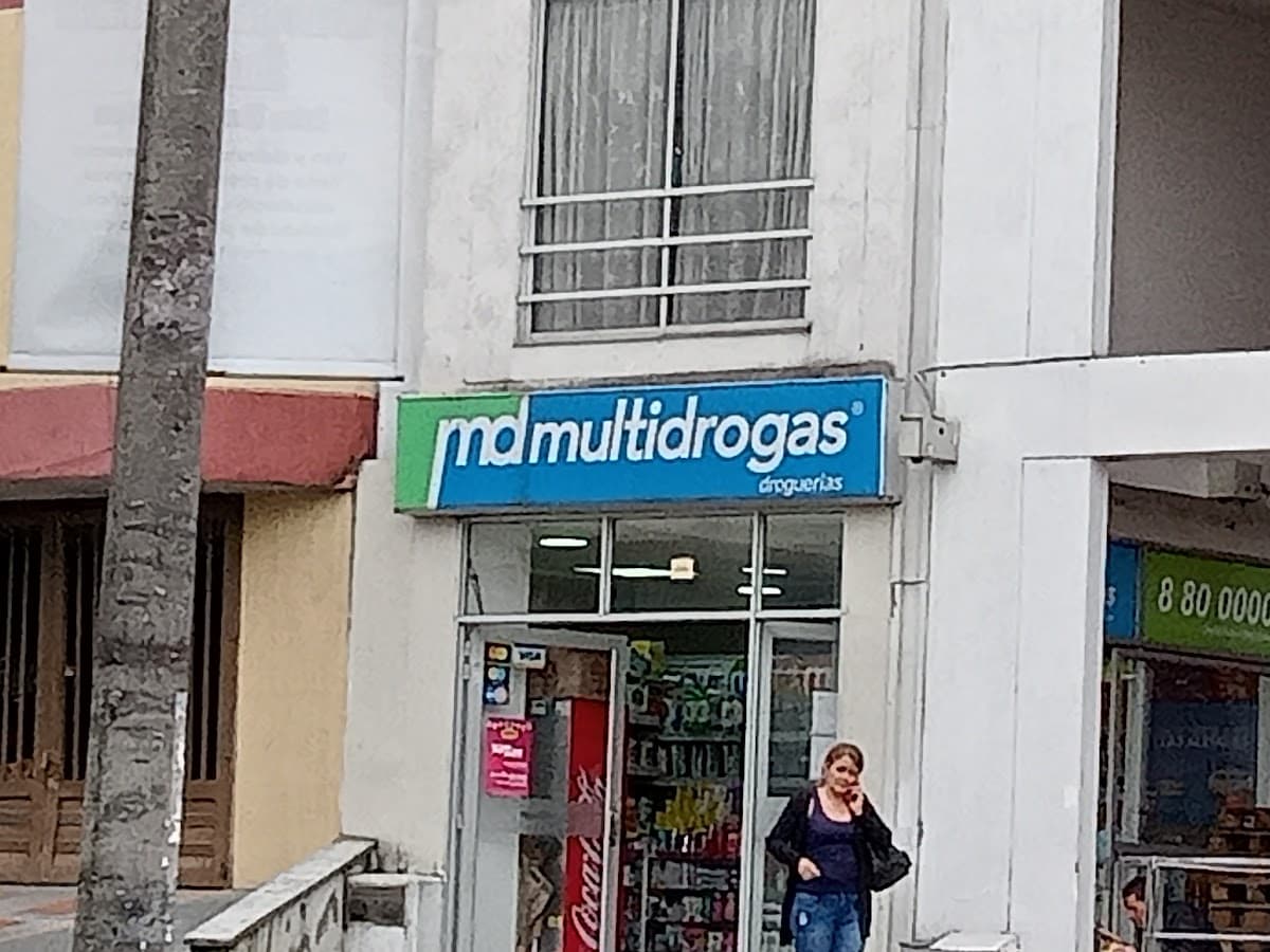 Drogueria Milán — foto