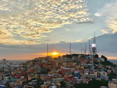 Faro Las Peñas (Mirador 360°)