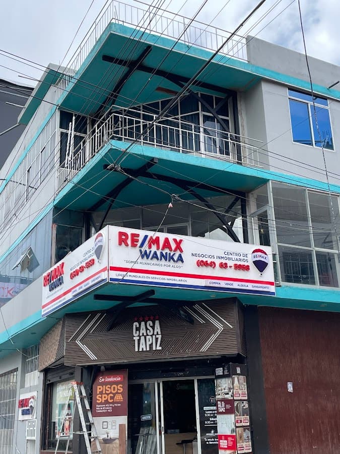 RE/MAX WANKA — foto