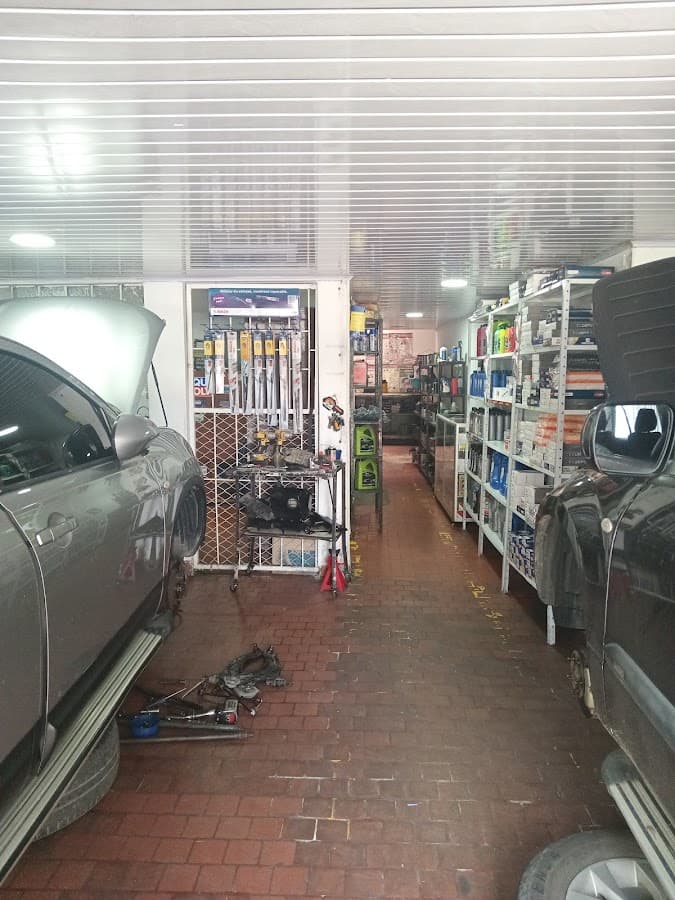 Taller automotriz MORENO — foto