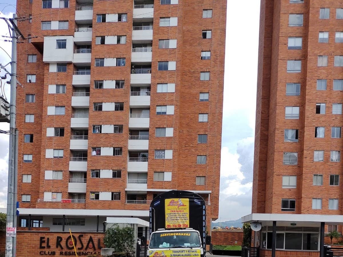 Full Services | Trasteos en Medellín | Mudanzas en Medellín | Transportes | Logistica | Empaques | Traslados de Oficinas | — foto