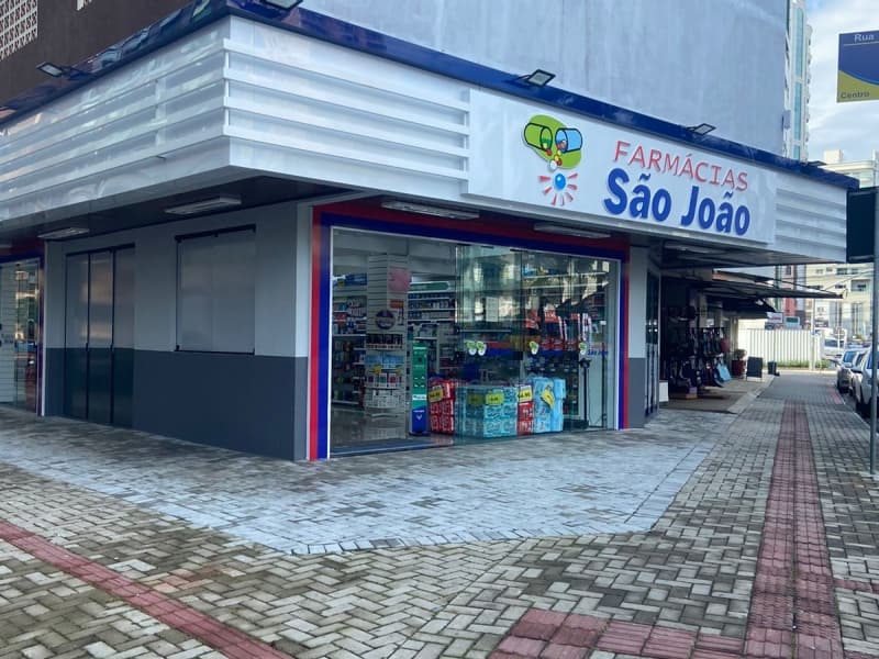 Farmácias São João