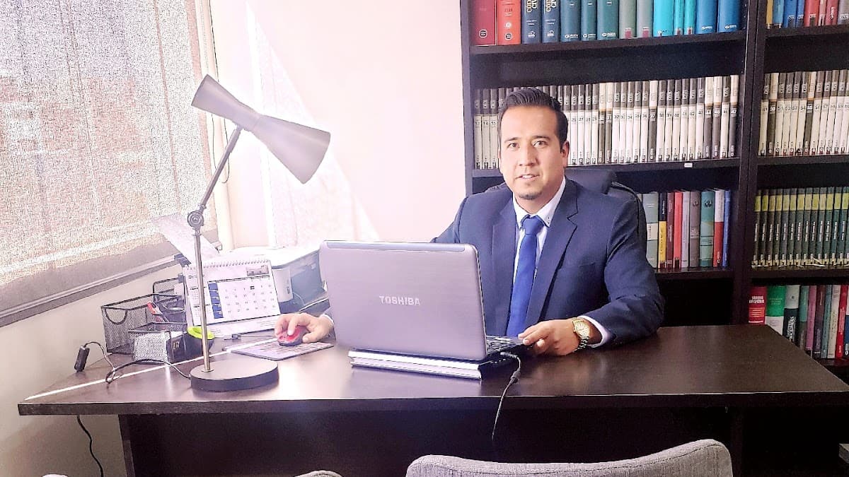 Estudio jurídico "URQUIZO RODRÍGUEZ"
