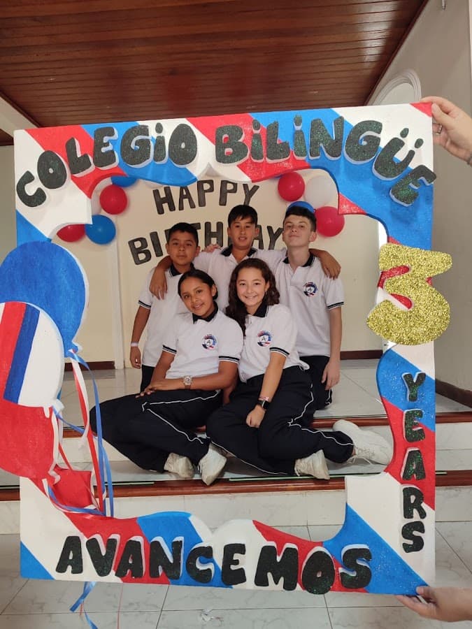 COLEGIO BILINGÜE AVANCEMOS — foto