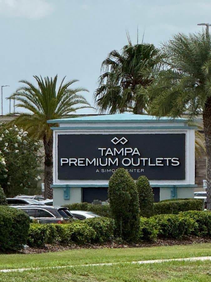 Tampa outlet