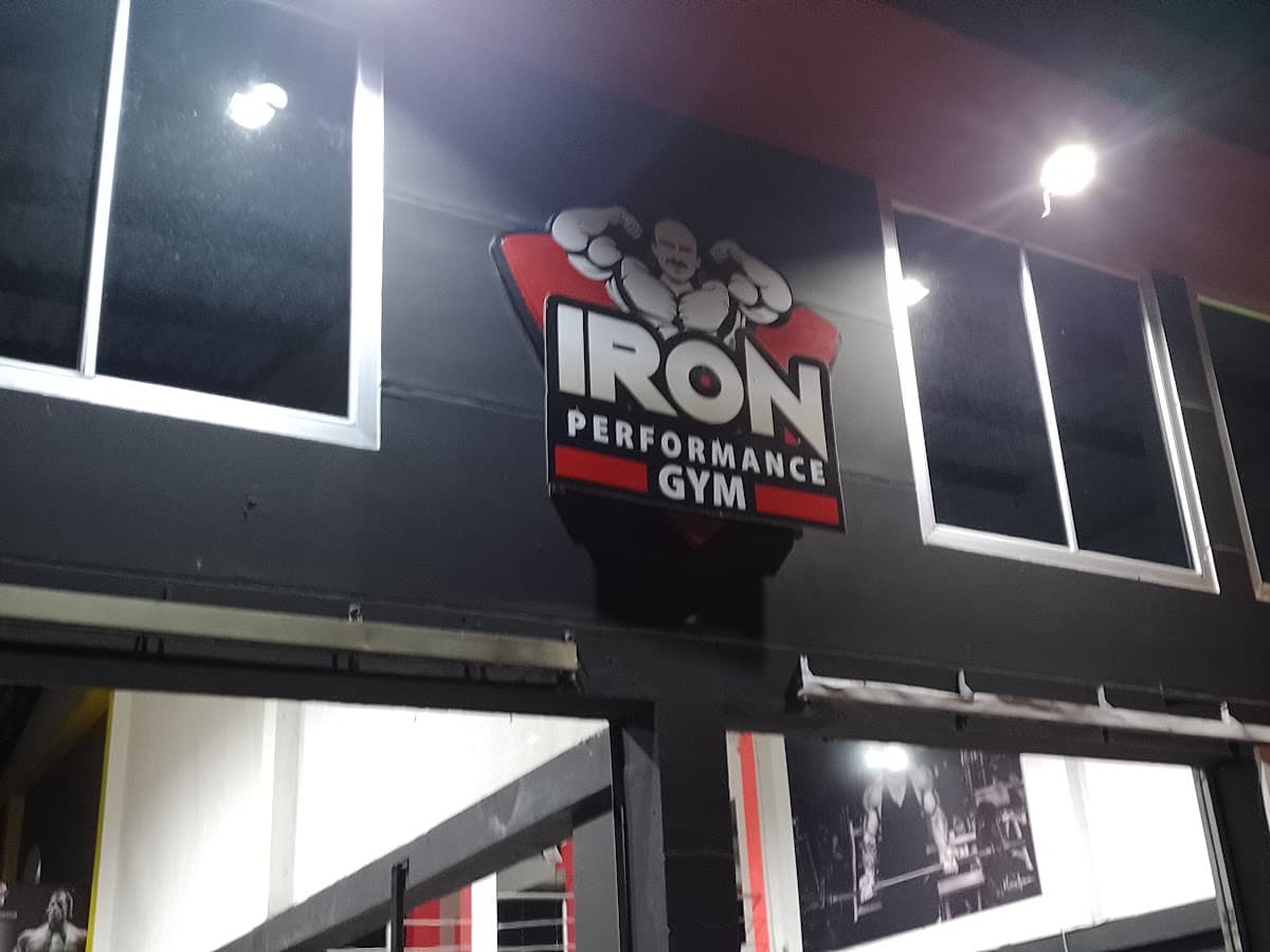 IRON GYM