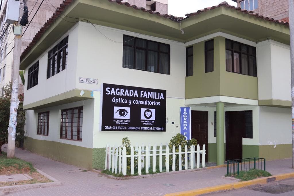 OPTICA SAGRADA FAMILIA CUSCO — foto