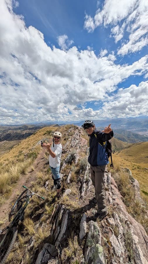 Buho Tours - MTB Cusco, Enduro, Bike Tour, XC, Downhill, Singletrack, Peru Machu Picchu Cycling Trip — foto