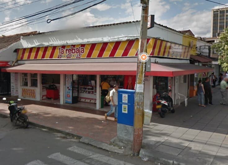 la rebaja Plus No. 9 DROGUERIA Y MINIMARKET Antiguo Seguro Social Neiva