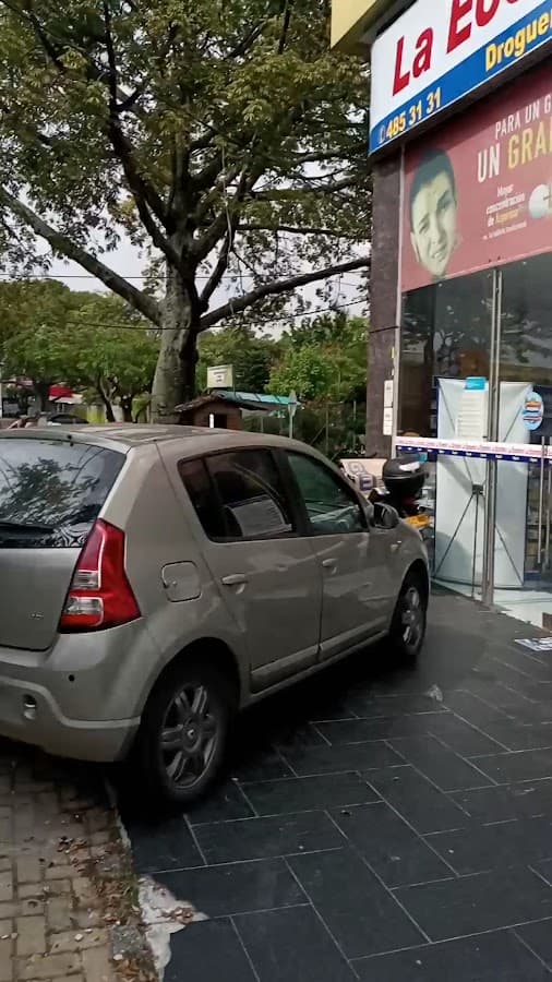 Drogueria La Economia